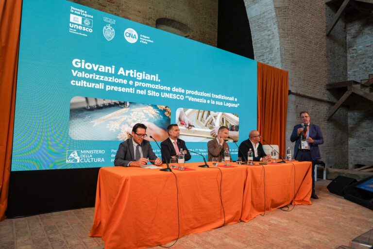 Giovani, mestieri della tradizione e futuro: all’Arsenale il confronto sul saper fare veneziano